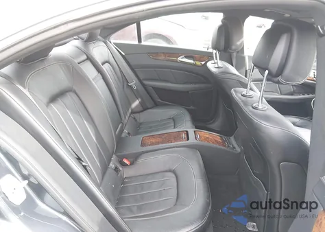 2013 Mercedes-Benz Cls 550 4Matic z USA, uszkodzony, nr VIN WDDLJ9BB1DA062008